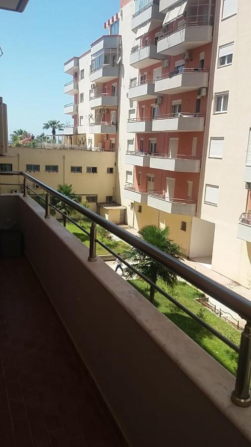 Renting House Vlorë 外观 照片